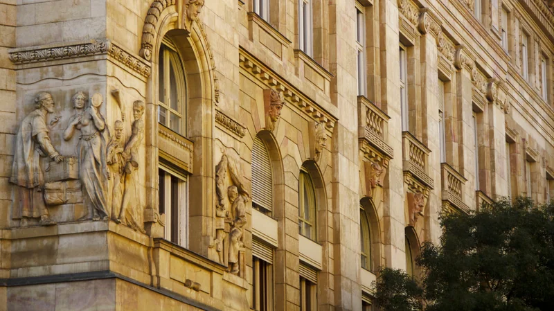 Egyhangúlag szavazott az MNB Monetáris Tanácsa az alapkamat tartásáról